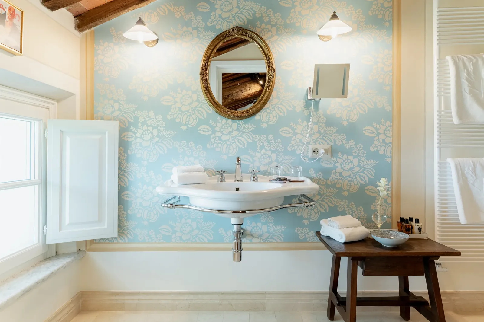 Salle de bains privative de la Chambre turquoise de Villa Marie
