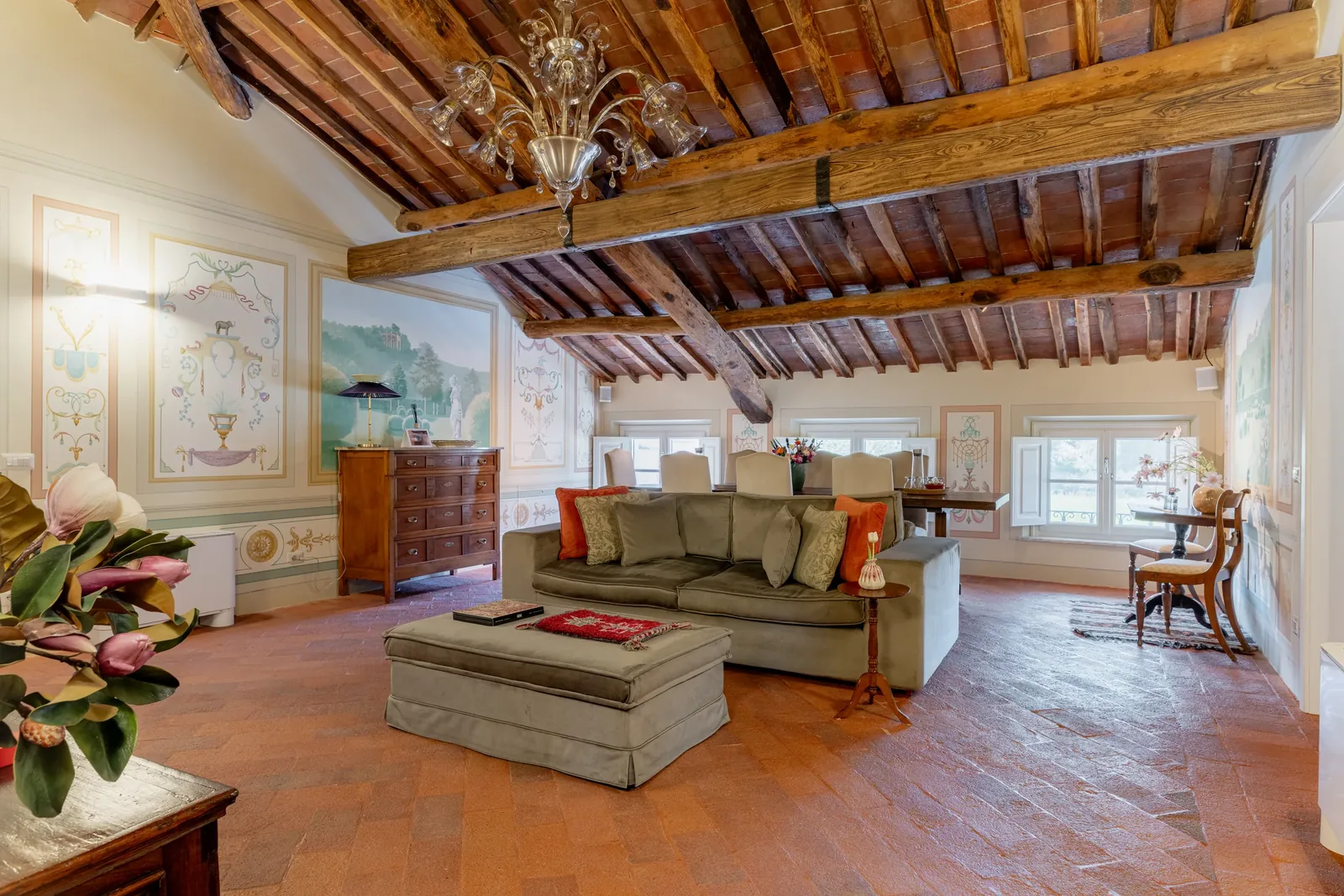 Salon du deuxième étage de Villa Marie en Toscane